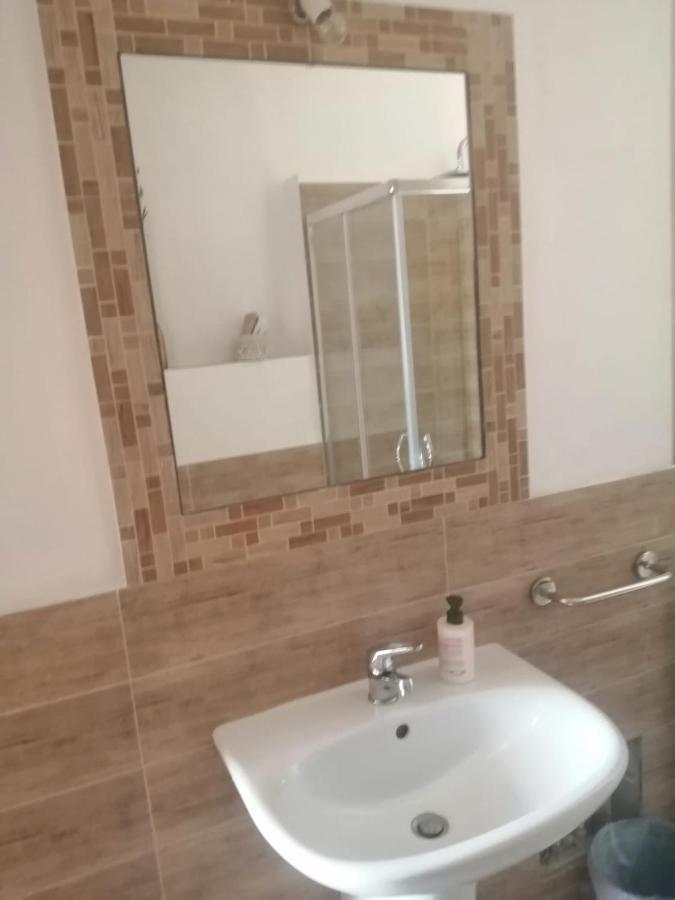 Elia'S House Bed & Breakfast Padru Bagian luar foto